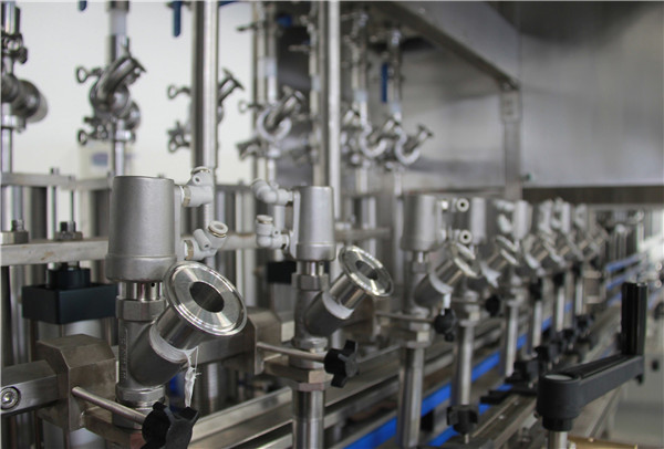 Машина за полнење масло за шише со јадење со високи перформанси