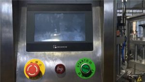 Машина за полнење на козметички цевки со ултразвучно запечатување